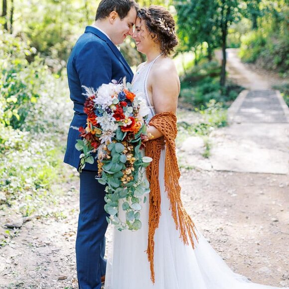 Meet your Posher, Beth - Picture 3 of 8